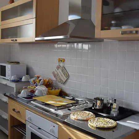 Bed & Breakfast Casa E Per Lavoro Tessyhouse