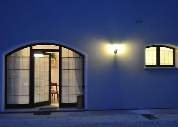 Alojamento de Acomodação e Pequeno-almoço Casa E Per Lavoro Tessyhouse