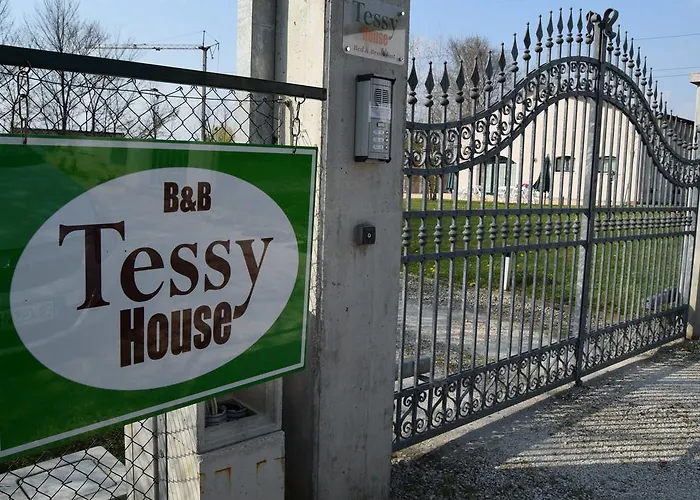 Casa E Per Lavoro Tessyhouse Alojamento de Acomodação e Pequeno-almoço Spinea