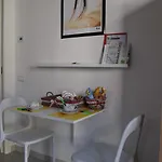 Casa E Per Lavoro Tessyhouse Nocleg ze śniadaniem 4*