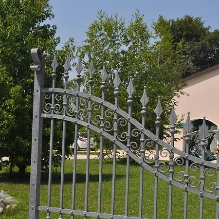 فندق مبيت وإفطار Casa E Per Lavoro Tessyhouse